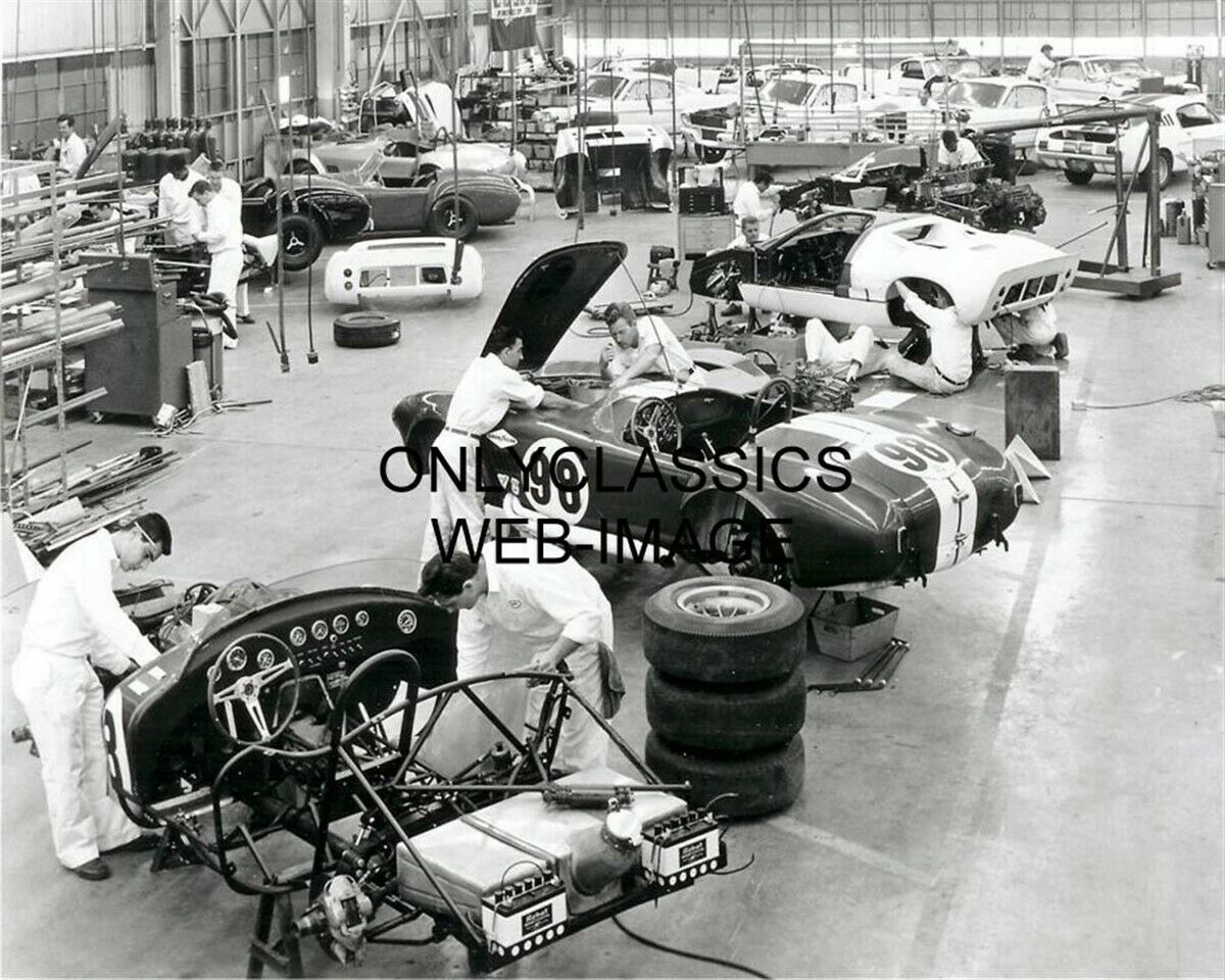 1967 CARROLL SHELBY AC COBRA MUSTANG ASSEMBLY LINE SHOP 8X10 PHOTO MUSCLE CAR