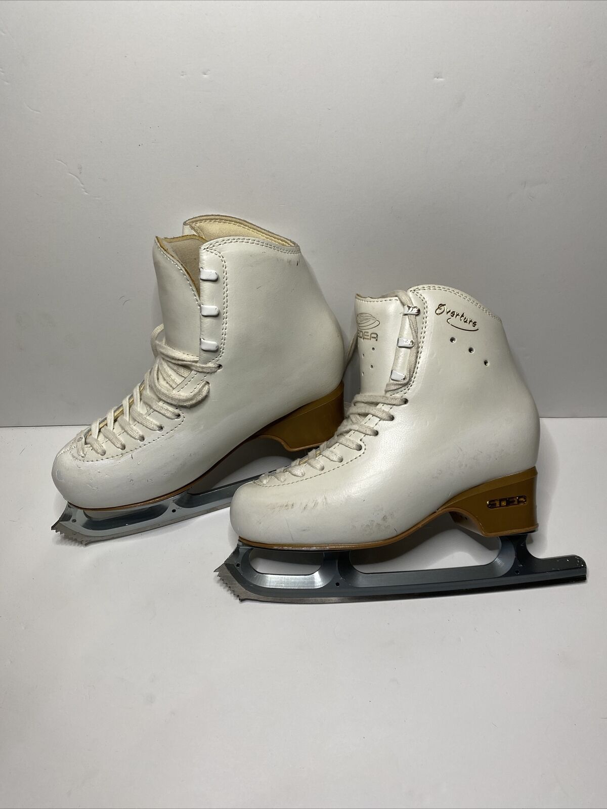 Edea Overture Ice Skates 230 Beautiful Crafted, Minimal Use, Make Offers