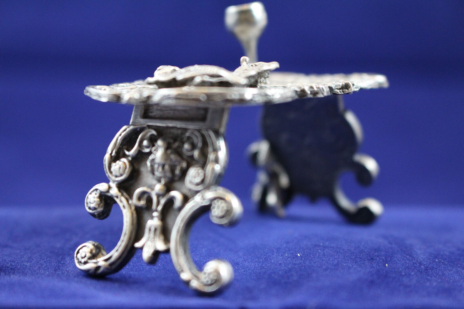 1900-1940 Blow & Co STERLING SILVER MINIATURE FIGURAL MAIDEN CAT FISH TABLE