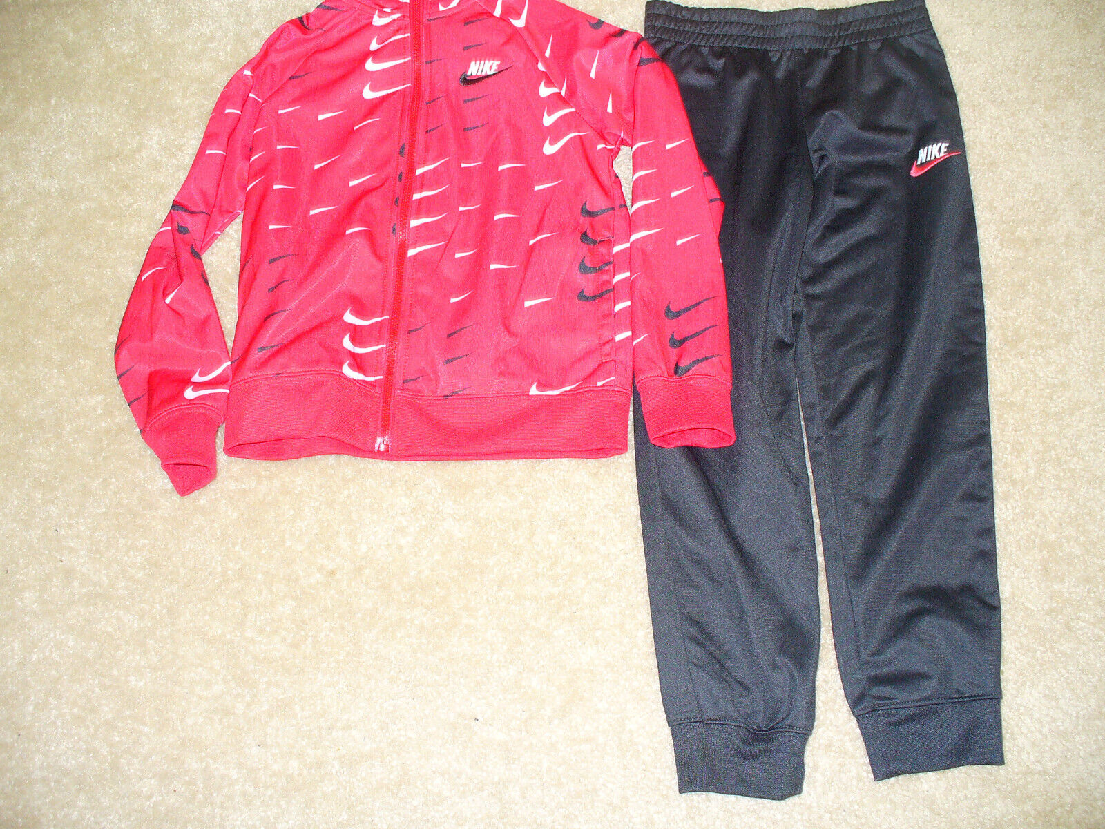 Nike Boys Size 7 Red Tracksuit Set