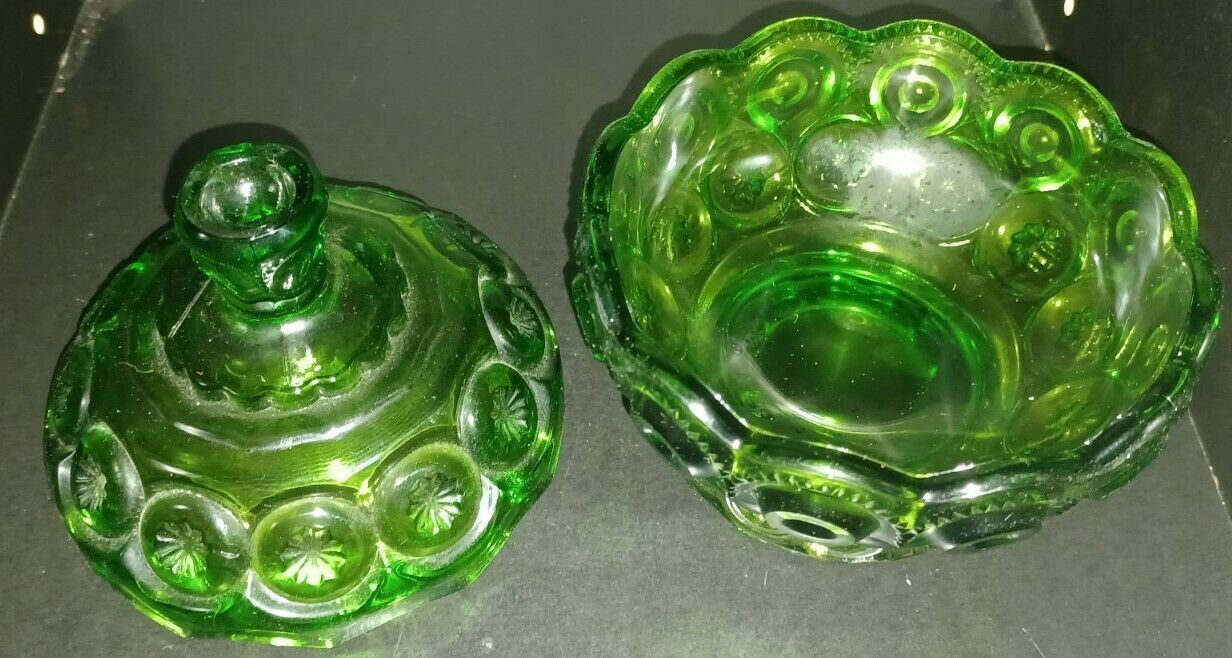 Moon and Stars vintage candy dish L.E. Smith Green glass bowl