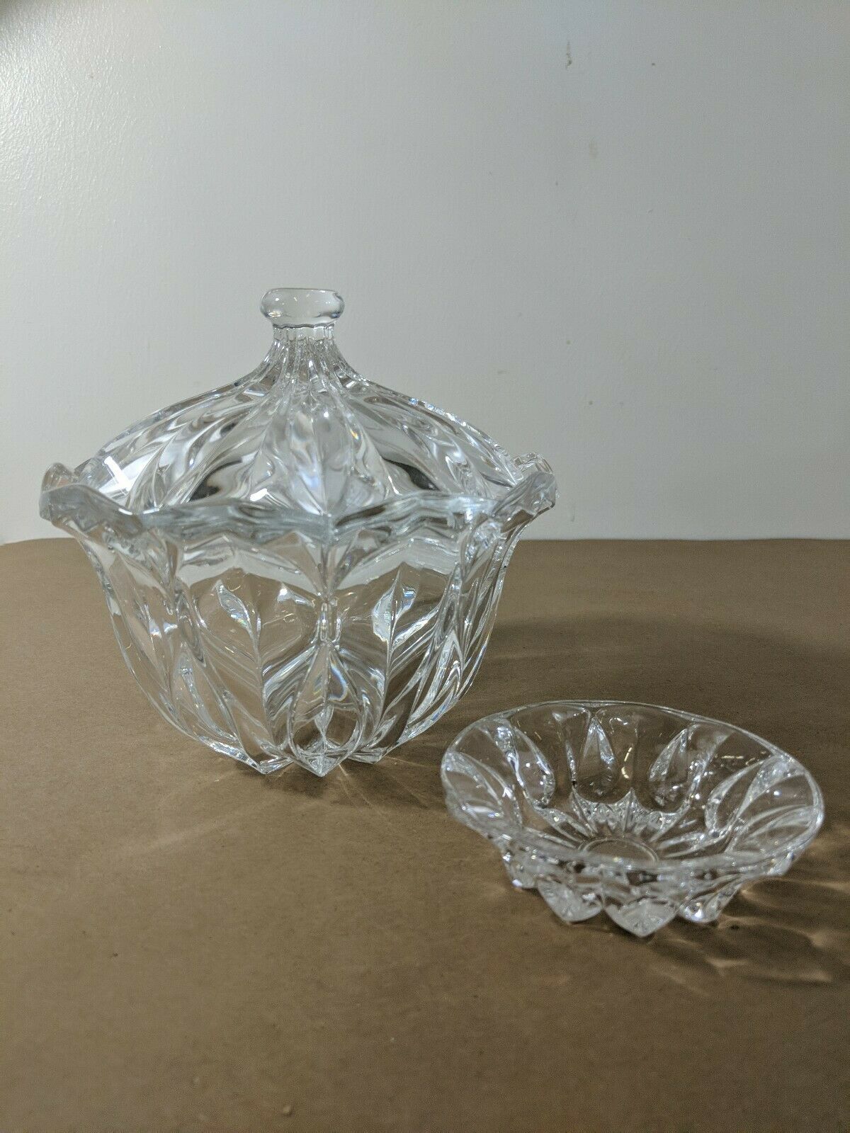(G) Vintage Pressed Glass Clear Crystal Candy Cookie Bowl W/ Lid & Dish Decor