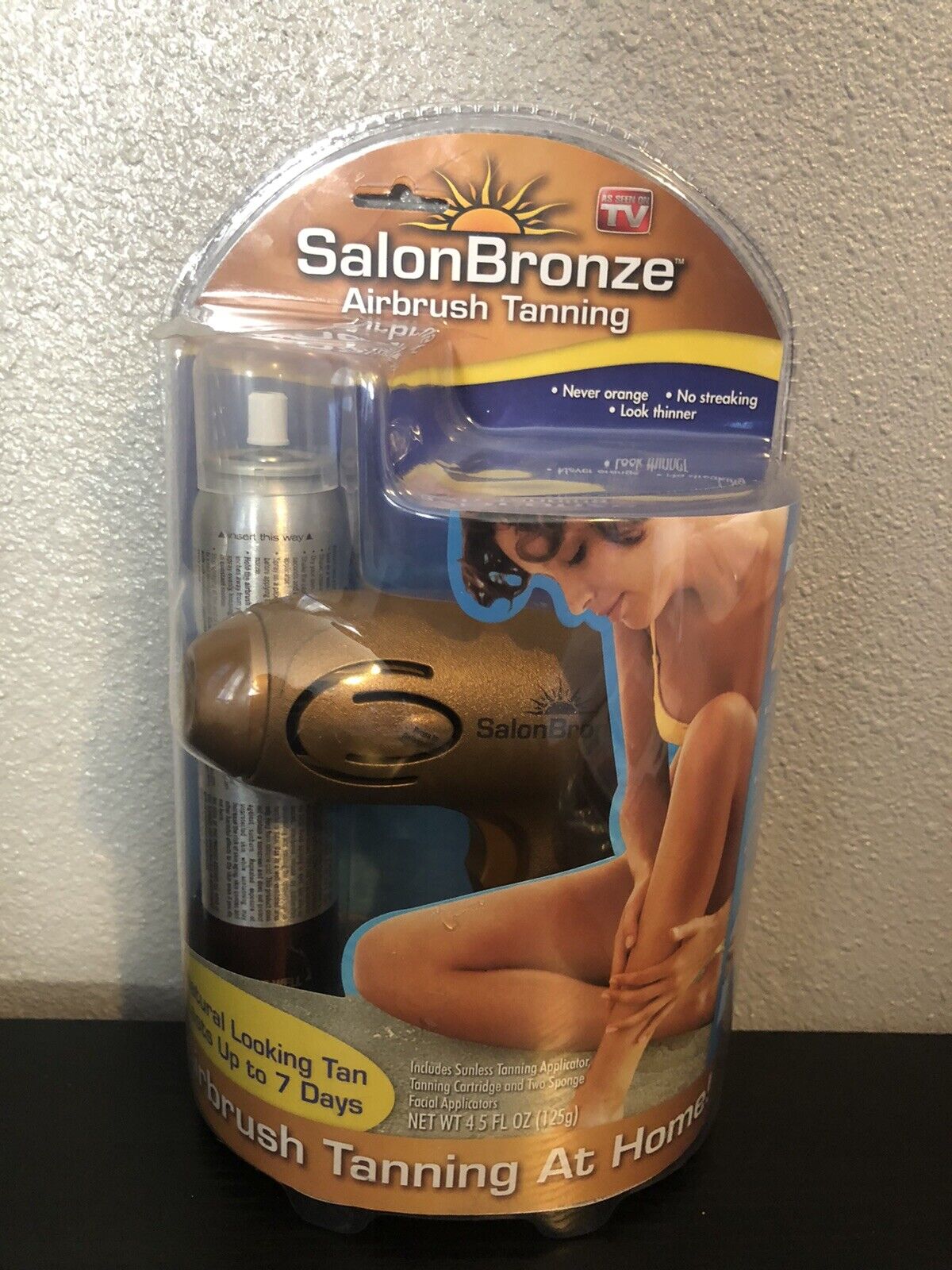 Salon Bronze Airbrush Tanning Kit Spray Gun And  4.5 Oz. Cartridge As Seen On Tv