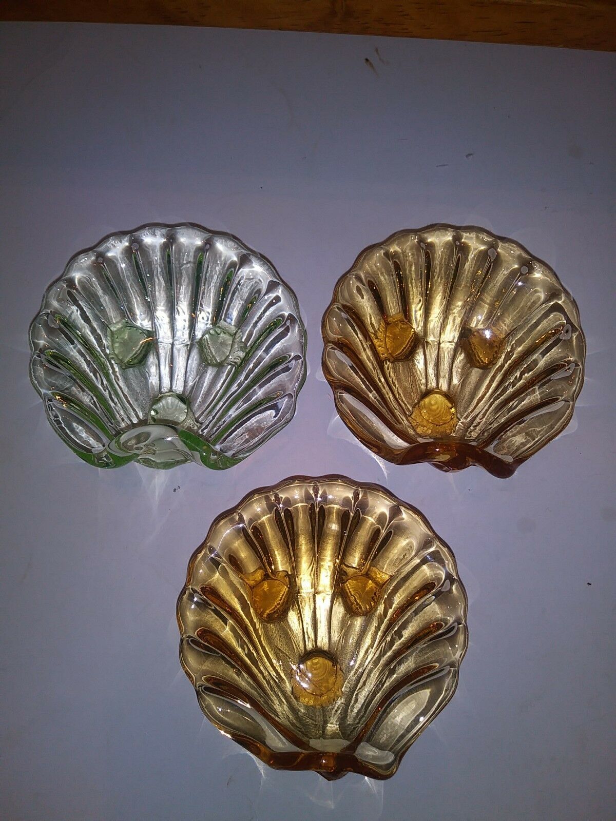 Colored Glass Shell Dishes Small Footed Bottom (3) vintage