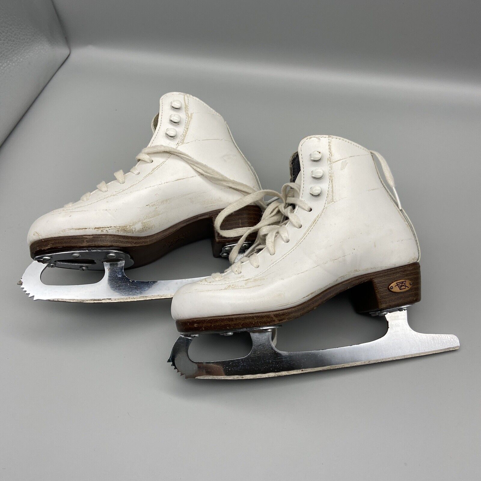 Riedell Kids Figure White Ice Skates Sapphire Blade size 7 1/2
